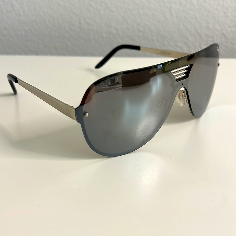 Quay Australia sunglasses lens: Cat 3